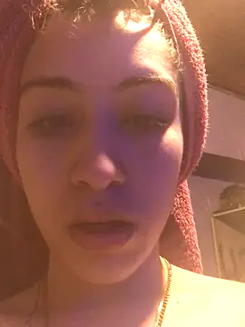 Snapshot of tina201 chatting on 10-09-25, 09:02 tina201 online show from 10-09-25, 09:02