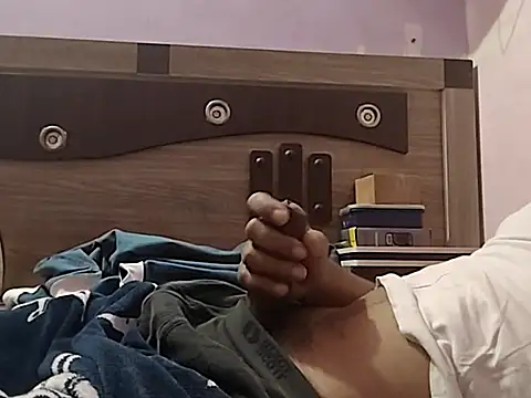 vickymtrb online show from 11-14-25, 07:12