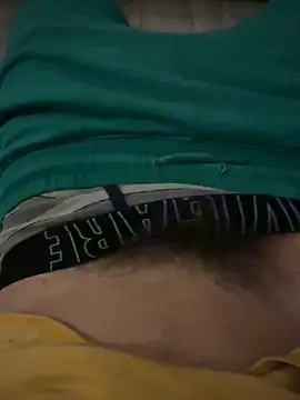 Snapshot of Theanimals chatting on 10-28-25, 11:18 Theanimals online show from 10-28-25, 11:18