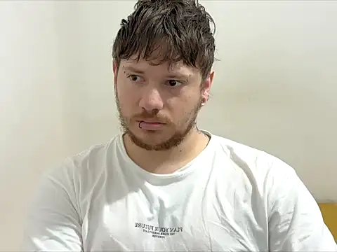 Skol 100802 online show from 04-22-26, 02:18