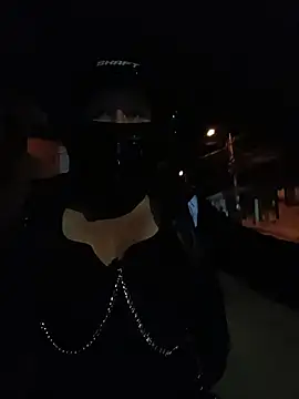 Scarlet Aura online show from 11-08-25, 05:29