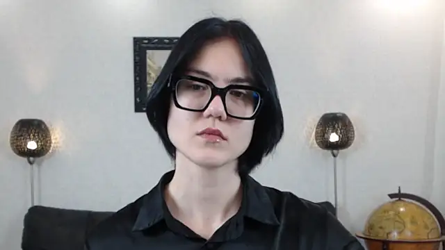 Marie Fitch online show from 11-14-25, 05:06