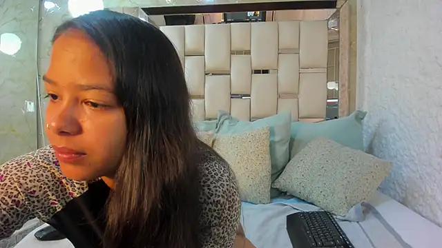 kaorybliss online show from 10-22-25, 12:05