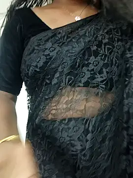 Snapshot of Tamilmallu-duskygirl03 chatting on 11-12-25, 07:09 Tamilmallu-duskygirl03 online show from 11-12-25, 07:09