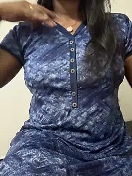 Snapshot of Tamilmallu-duskygirl03 chatting on 11-12-25, 07:13 Tamilmallu-duskygirl03 online show from 11-12-25, 07:13