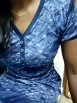 Snapshot of Tamilmallu-duskygirl03 chatting on 12-14-25, 01:55 Tamilmallu-duskygirl03 online show from 12-14-25, 01:55