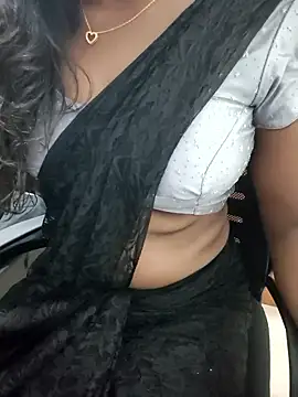 Tamilmallu-duskygirl03 online show from 03-15-26, 05:30