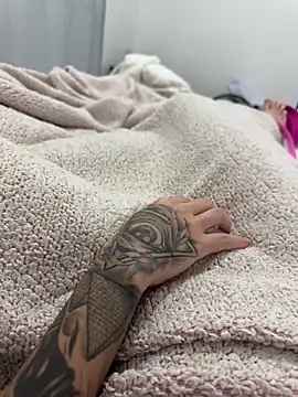 Snapshot of mel_casada chatting on 11-09-25, 07:39 mel casada online show from 11-09-25, 07:39