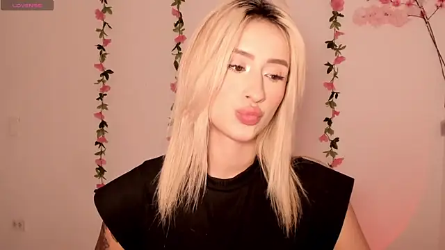 Ashleyroys 111 online show from 03-31-26, 06:19