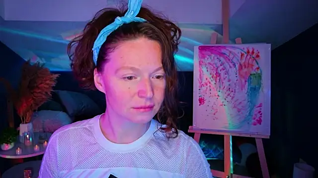 AuroraBorealis   online show from 11-12-25, 07:53