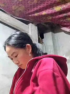 gio-thu online show from 03-18-26, 03:26