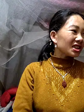 Snapshot of gio-thu chatting on 05-02-26, 02:55 gio-thu online show from 05-02-26, 02:55