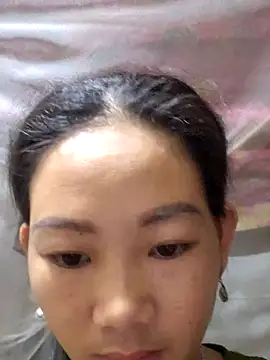Snapshot of gio-thu chatting on 06-18-26, 01:39 gio-thu online show from 06-18-26, 01:39
