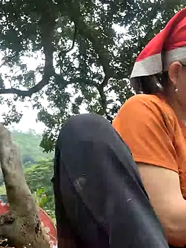 Snapshot of gio-thu chatting on 06-28-26, 04:07 gio-thu online show from 06-28-26, 04:07