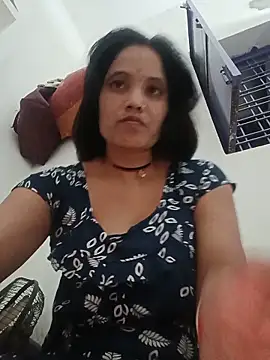 Snapshot of Cuty_tanya chatting on 06-20-26, 05:38 Cuty tanya online show from 06-20-26, 05:38