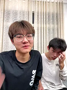 KK-cuteboy online show from 11-18-25, 10:20