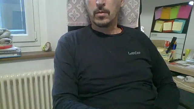 Kawayleo online show from 12-15-25, 02:10