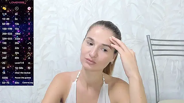 Snapshot of Chrissie_Ruby chatting on 10-20-25, 02:45 Chrissie Ruby online show from 10-20-25, 02:45