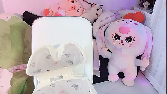 BeChinh Lee online show from 04-12-26, 05:01