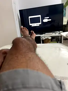 Snapshot of DrDreAu chatting on 10-30-25, 01:45 DrDreAu online show from 10-30-25, 01:45