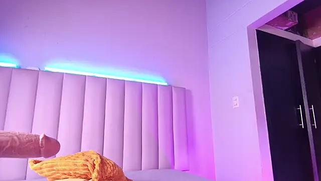 NatalieHeaveen online show from 12-04-25, 12:14