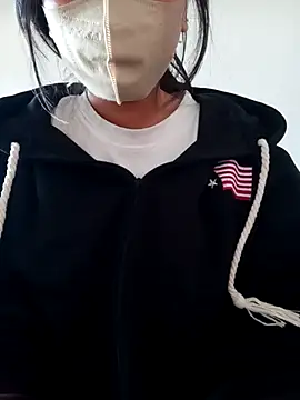 Zerin nova online show from 11-25-25, 10:04