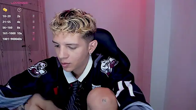 tylernova online show from 03-03-26, 03:45