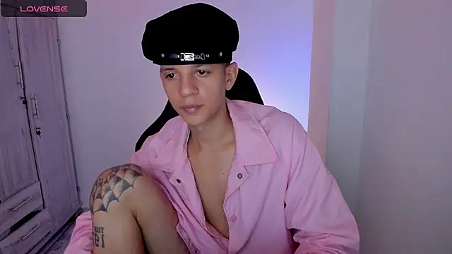 tylernova online show from 04-24-26, 03:31