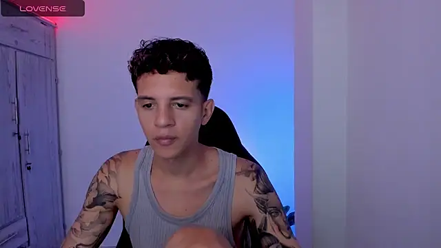 tylernova online show from 04-25-26, 03:42