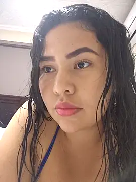 mia isabela  online show from 10-24-25, 03:47