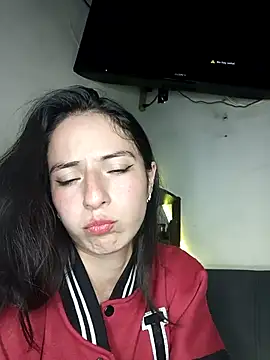 Snapshot of deseox05 chatting on 11-28-25, 12:46 deseox05 online show from 11-28-25, 12:46