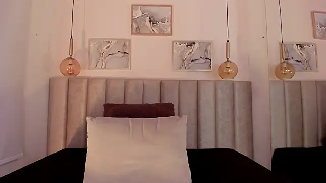 tamara kisses online show from 05-30-26, 12:02