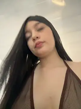   Lorelain   online show from 12-05-25, 09:00