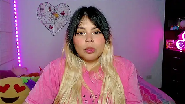 EllieMoonX online show from 04-14-26, 11:11