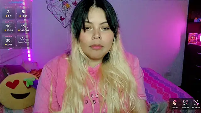 EllieMoonX online show from 04-21-26, 01:42