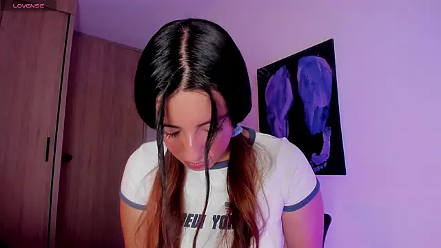 Meganthomson online show from 10-27-25, 02:15