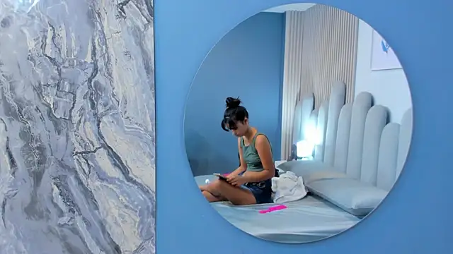 luly dreams online show from 06-19-26, 11:47