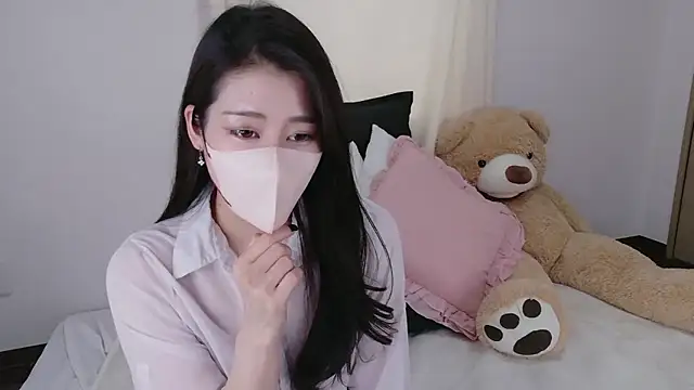 Ran 2323 online show from 12-16-25, 01:54