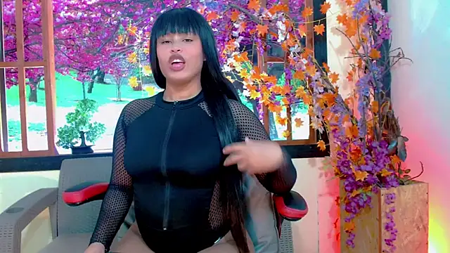 Snapshot of chanell_sex__ chatting on 10-21-25, 11:11 chanell sex online show from 10-21-25, 11:11