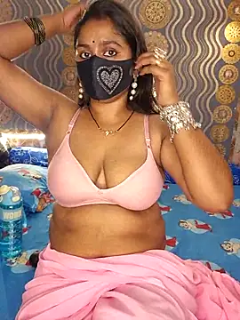 Sweet-Maddlina online show from 10-31-25, 06:47