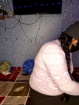 Sweet-Maddlina online show from 12-21-25, 05:58