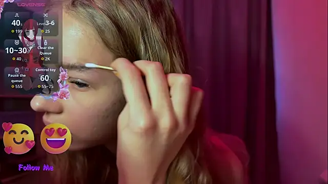 LunaCrave online show from 12-15-25, 11:14