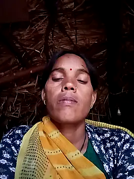 Cutsedi3 online show from 10-27-25, 10:52