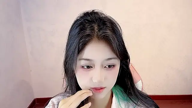 -chenchen online show from 10-15-25, 02:28