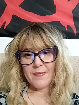 Amelialove42 online show from 02-13-26, 07:21