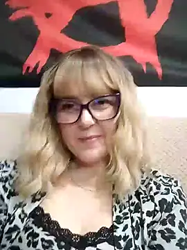 Amelialove42 online show from 02-14-26, 07:43