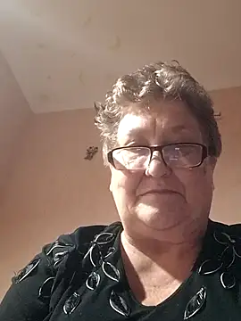 Snapshot of Katherine735 chatting on 11-26-25, 12:39 Katherine735 online show from 11-26-25, 12:39