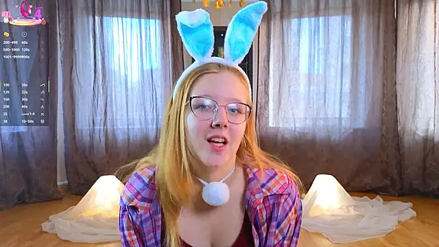 AlinaAldrete online show from 10-25-25, 08:11