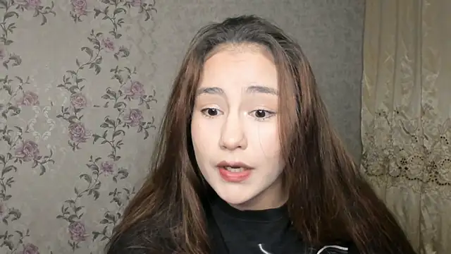 Snapshot of rinadream chatting on 10-17-25, 09:28 rinadream online show from 10-17-25, 09:28