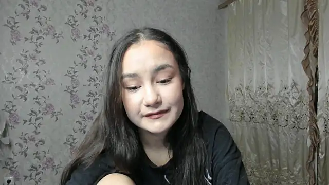 Snapshot of rinadream chatting on 12-14-25, 06:12 rinadream online show from 12-14-25, 06:12